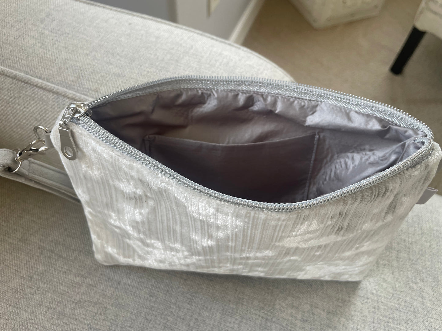 Convertible Purse - White Velvet