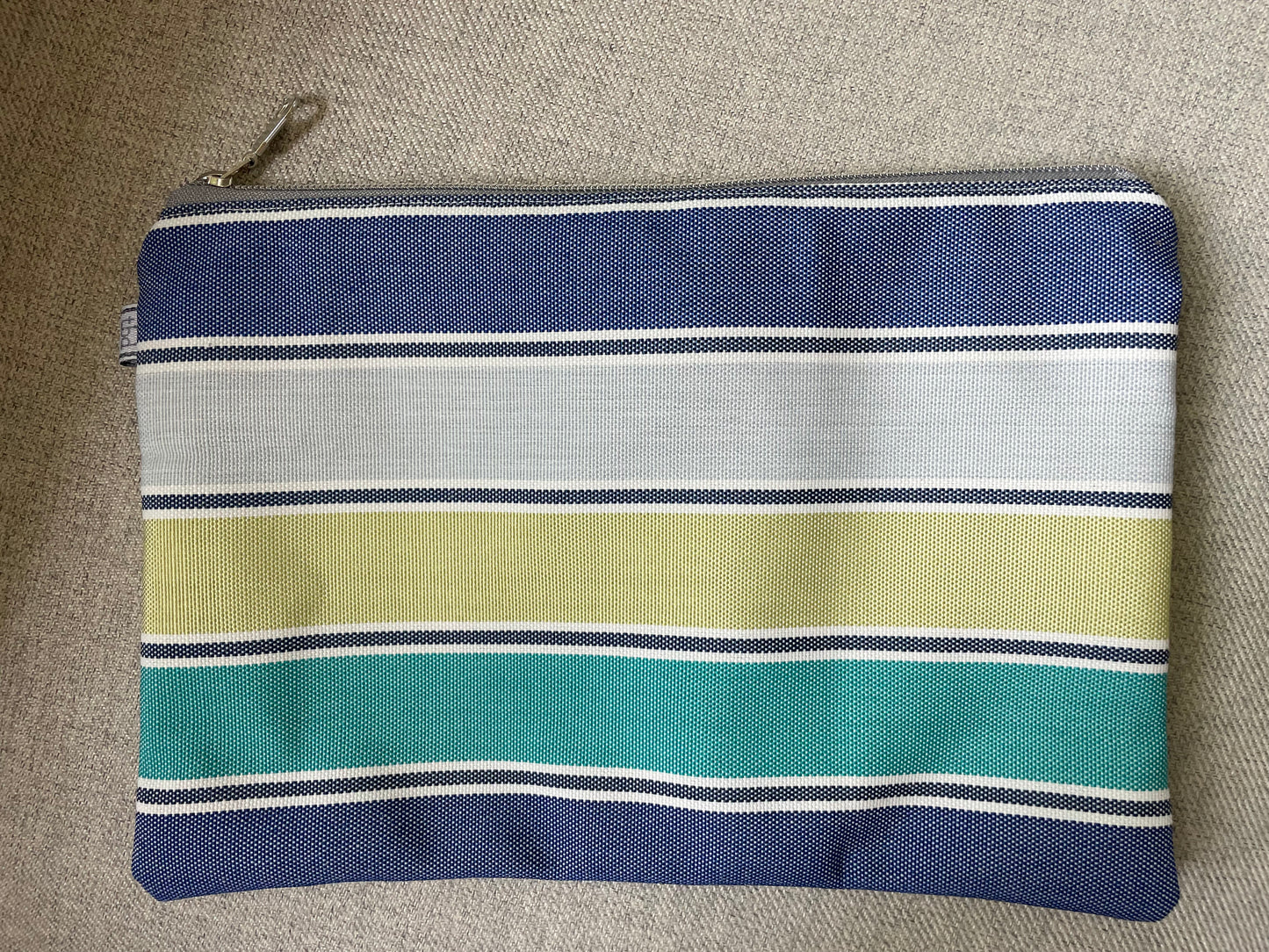 Makeup Pouch - XL Stripe