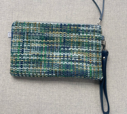 Clutch / Wristlet Spring Tweed